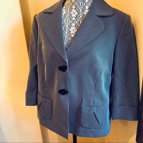 TAHARI ARTHUR LEVINE BLAZER
